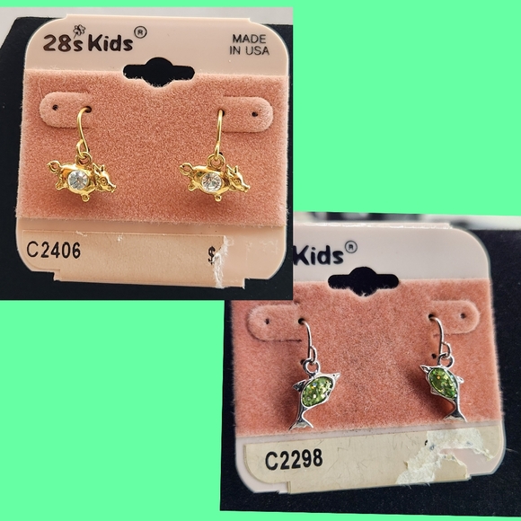 2 Pairs VTG Earrings- 1 Pair Dolphins Danglies & 1 Pair Pig Danglies - Picture 1 of 5